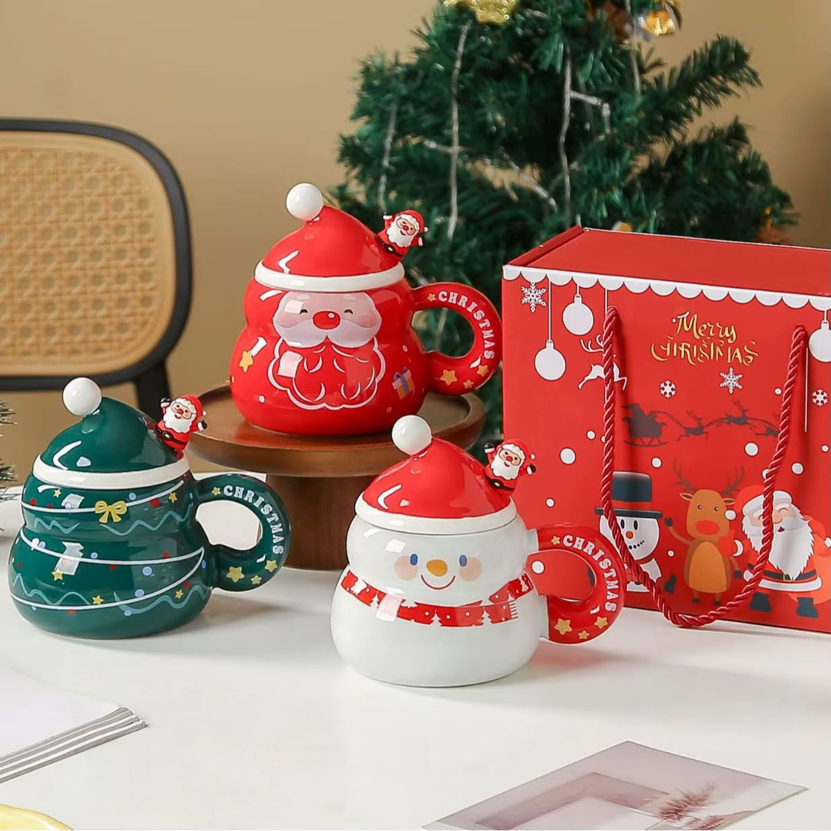 Christmas Character Mug with Lid